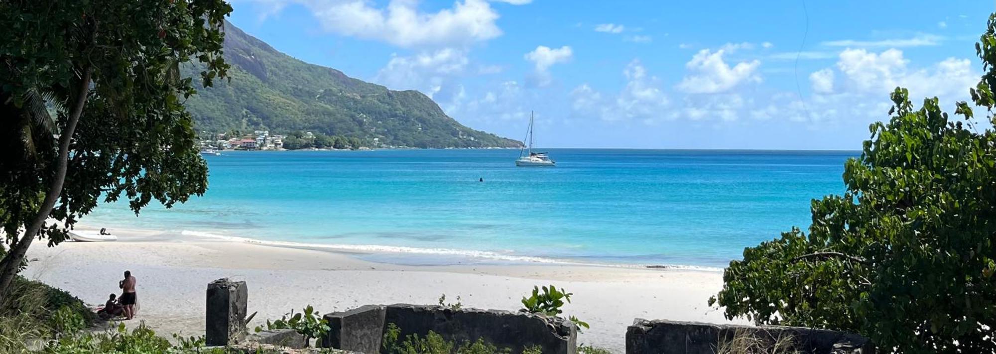 Panorama Guesthouse Apartments Beau Vallon Beach Exterior foto